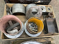 Partij onderdelen mesttank - afbeelding 6 van  9