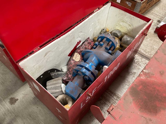 Partij onderdelen "mud pump parts" - afbeelding 1 van  2