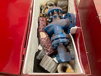 Partij onderdelen "mud pump parts" - afbeelding 2 van  2