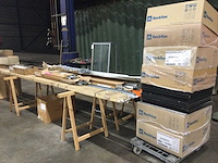 Partij onderdelen plafondsysteem - afbeelding 1 van  5