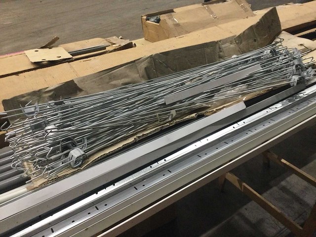 Partij onderdelen plafondsysteem - afbeelding 5 van  5