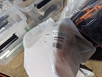 Partij onderdelen t.b.v elektrische voertuigen - afbeelding 2 van  16