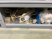 Partij onderdelen t.b.v. machinebouw in stalen vakkenkast (13x) - afbeelding 15 van  72