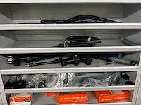 Partij onderdelen t.b.v. machinebouw in stalen vakkenkast (13x) - afbeelding 51 van  72