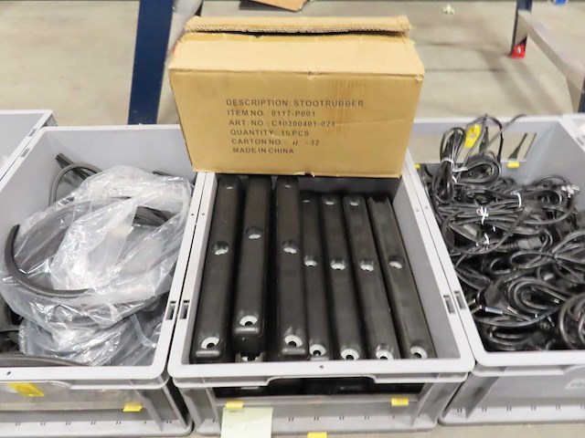 Partij onderdelen tbv mini loaders - afbeelding 12 van  14