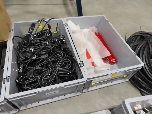 Partij onderdelen tbv mini loaders - afbeelding 13 van  14