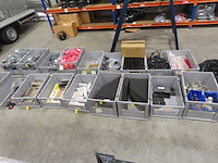 Partij onderdelen tbv mini loaders - afbeelding 1 van  14