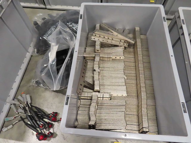 Partij onderdelen tbv mini loaders - afbeelding 6 van  14