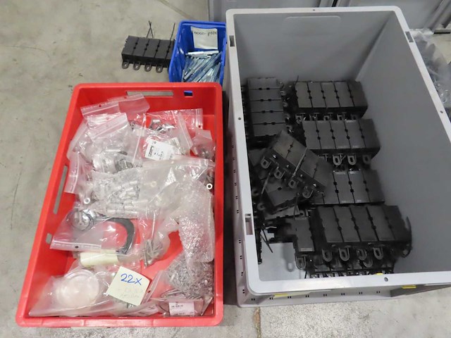 Partij onderdelen tbv mini loaders - afbeelding 7 van  14