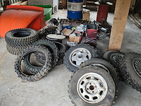 Partij onderdelen voor crossauto's - afbeelding 1 van  8