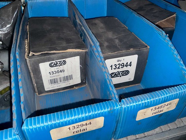 Partij onderdelen voor startmotoren en dynamo’s o.a cargo - afbeelding 24 van  26