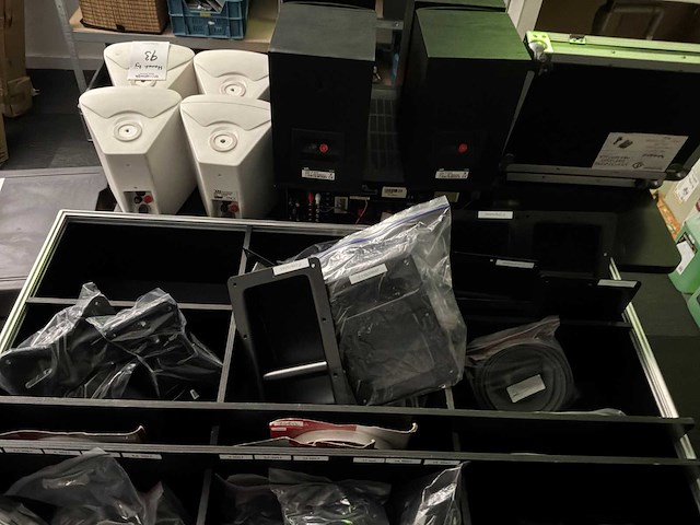 Partij onderdelen - afbeelding 2 van  3