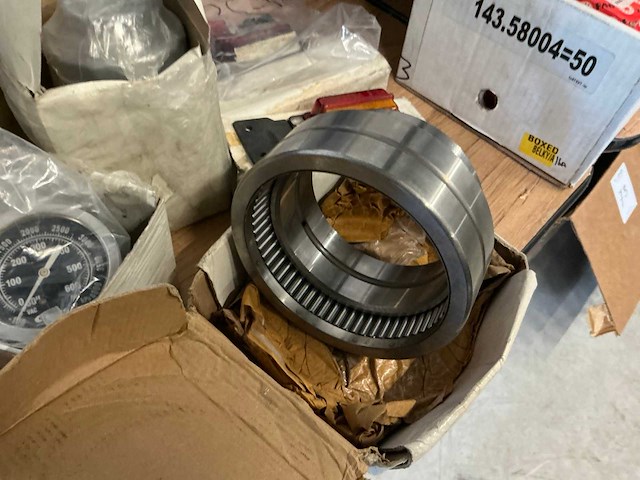 Partij onderdelen - afbeelding 5 van  8