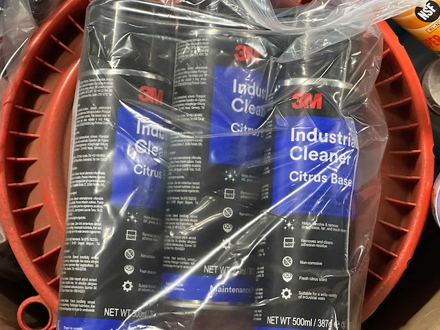 Partij onderhouds- & reinigingsmiddelen - afbeelding 3 van  11