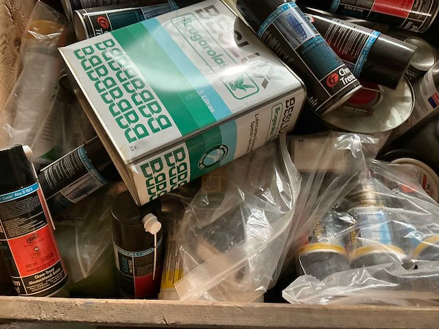 Partij onderhoudsmiddelen - afbeelding 5 van  7