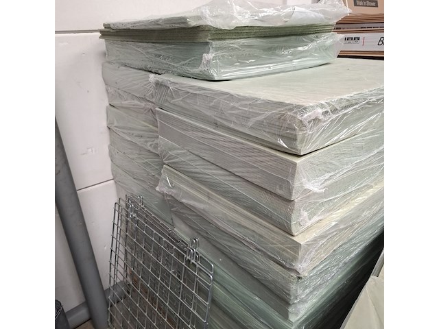 Partij ondervloer op 2x pallet - afbeelding 4 van  4