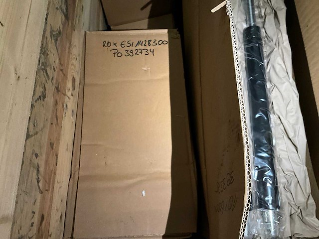 Partij ongebruikte gasveren - afbeelding 2 van  16