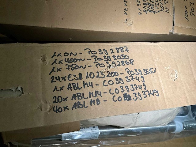 Partij ongebruikte gasveren - afbeelding 7 van  16