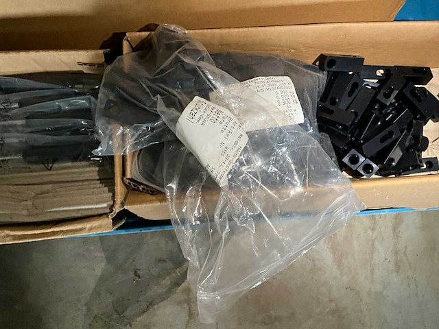 Partij ongebruikte gasveren - afbeelding 13 van  16