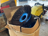 Partij onkruitborstels - afbeelding 2 van  3