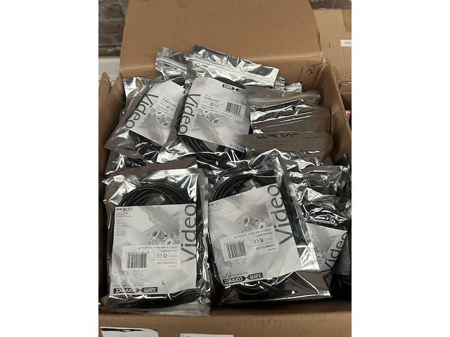 Partij (online) winkelvoorraad diversen - afbeelding 2 van  7