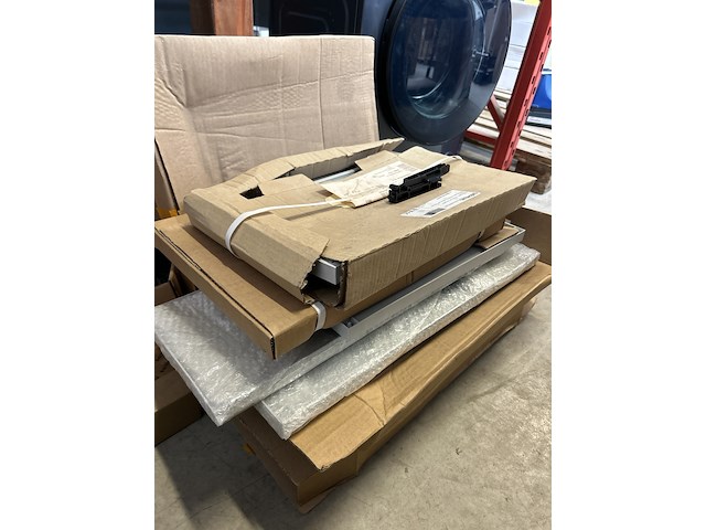 Partij (online) winkelvoorraad diversen - afbeelding 6 van  8