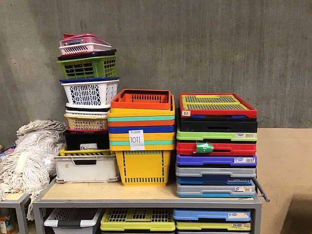 Partij opbergkratten en diversen - afbeelding 3 van  3