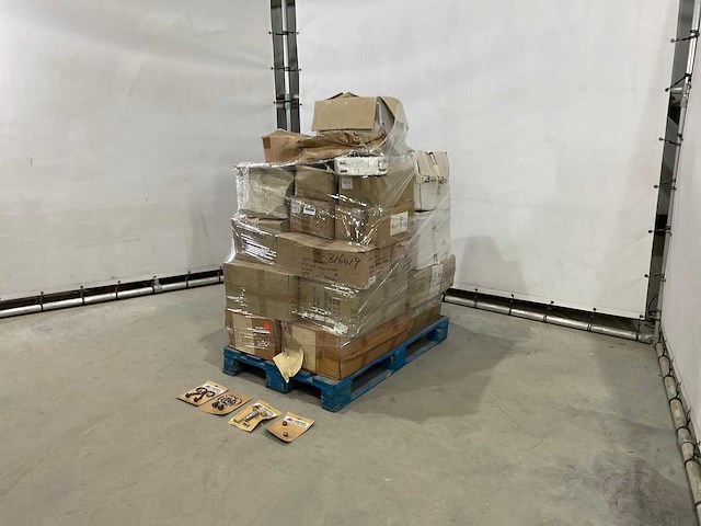 Partij ornamenten - afbeelding 1 van  6