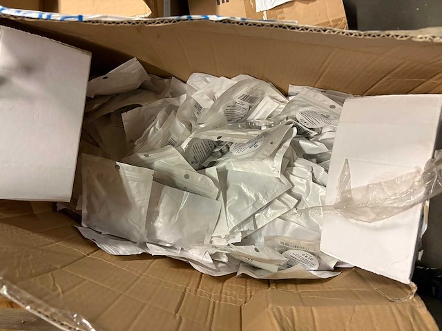 Partij ortava bevestigingsmateriaal - mix - afbeelding 2 van  3