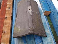 Partij oud gesmoorde friese dakpannen - afbeelding 4 van  9