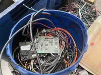 Partij oud ijzer, kabels en diversen - afbeelding 5 van  5