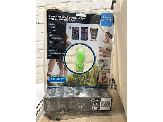 Partij outdoor artikelen w.o. tracker - afbeelding 6 van  9