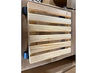 Partij outdoor plantentrolleys mix kleur – 80 stuks - afbeelding 2 van  11