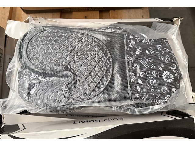 Partij ovenwanten en pannenlappen sets living nine - afbeelding 4 van  4