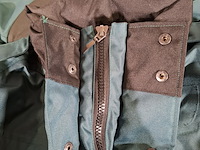 Partij overalls en jassen - afbeelding 6 van  18