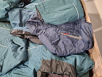 Partij overalls en jassen - afbeelding 9 van  18