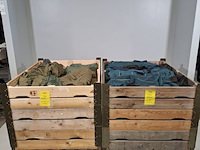 Partij overalls en jassen