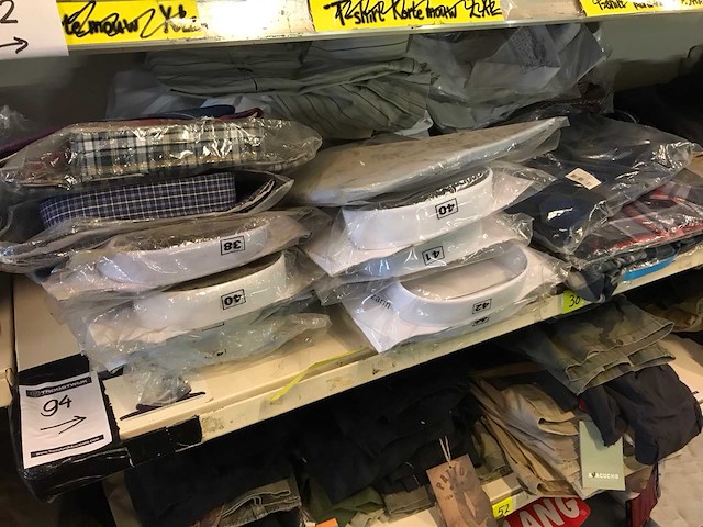 Partij overhemden - afbeelding 1 van  4