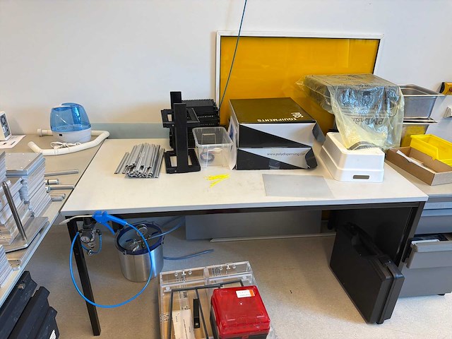 Partij overig laboratoriumapparatuur/ toebehoren (inhoud hok) - afbeelding 15 van  16