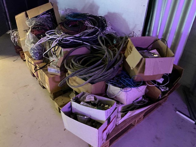 Partij overige kabels - afbeelding 2 van  7