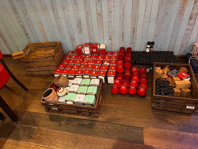 Partij overige restaurant tafel benodigdheden - afbeelding 1 van  4