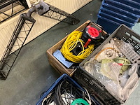 Partij overige winkel inventaris - afbeelding 9 van  66