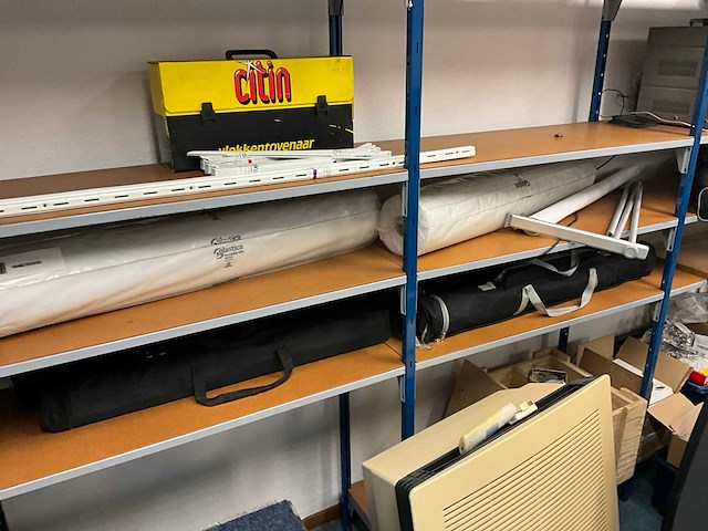Partij overige winkel inventaris - afbeelding 16 van  66