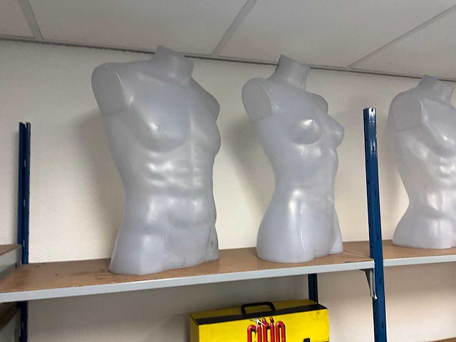 Partij overige winkel inventaris - afbeelding 17 van  66