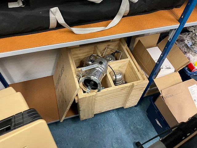 Partij overige winkel inventaris - afbeelding 20 van  66