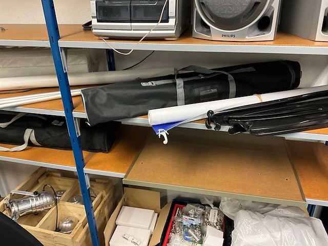 Partij overige winkel inventaris - afbeelding 22 van  66