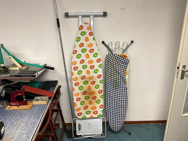 Partij overige winkel inventaris - afbeelding 63 van  66