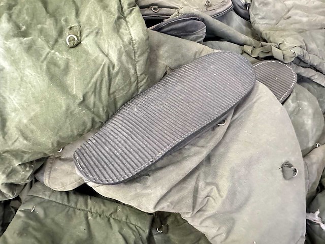 Partij overlaarzen britse leger - afbeelding 3 van  3