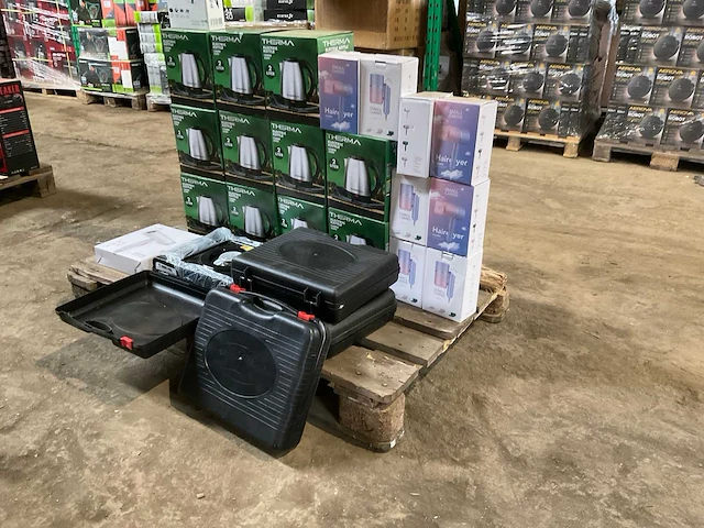 Partij overstock - afbeelding 1 van  9