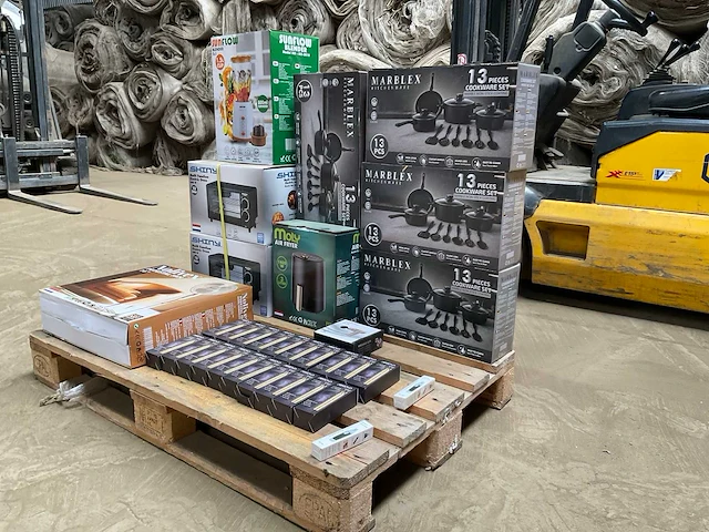 Partij overstock - afbeelding 1 van  11